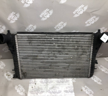 3c0145805f Радіатор Інтеркуллера Volkswagen passat b6