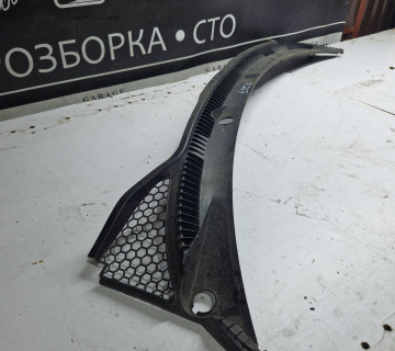 96818458xt Декоративна накладка під лобове скло жабо Peugeot 207 5D 2006-2012
