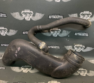 Патрубок турбіни Opel Astra H 1.9 СDTI 2004-2010 55561910