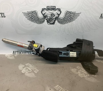Ремінь безпеки правий передній Volvo C30 6061062r0d