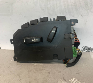 Блок керування сидінням Volvo XC70 30782119