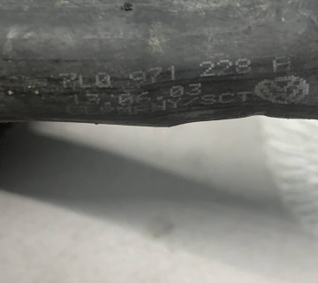 Клема акумулятора плюс Volkswagen Touareg 7l0971228a