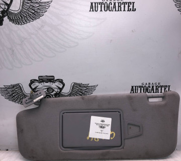 Козирок сонцезахисний лівий Mercedes W211 21730290