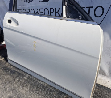Дверка передня права Mercedes C W204 2007—2014 21735356