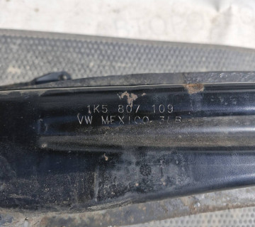 ПІДСИЛЮВАЧ ПЕРЕДНЬОГО БАМПЕРА VW JETTA GOLF УНІВЕРСАЛ 1K5807109