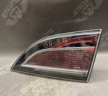 Ліхтар правий внутрішній універсал Mazda 6 GH gs2a-513f0/1