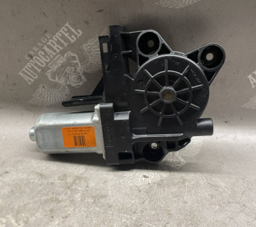 Моторчик склопідйомника передній правий Ford Kuga Mk1 VOLVO V50 P12 979038-101