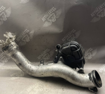 Патрубок інтеркулера лівий mercedes w211 3.2 cdi a6480980207