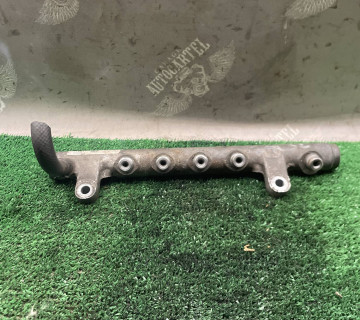 Паливна рампа рейка VW Passat Transporter T5 2.0TDI 03L130089