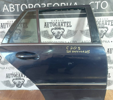 Двері задні праві (дефект) Mercedes C-class W203 універсал ST20240125