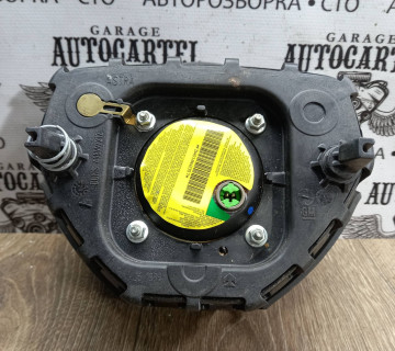 Подушка безпеки кермо (1-фішка) Airbag Opel Astra (H) 2004-2010 13168455