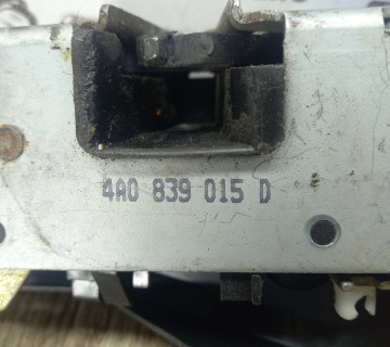Замок дверки задньої лівої Ауді A3 8l 5d 4A0839015D