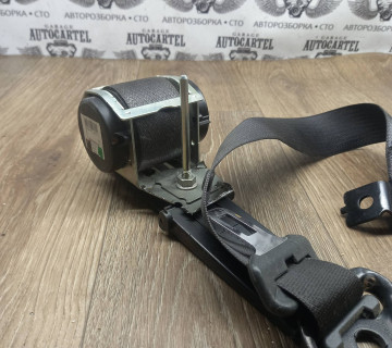 Ремінь безпеки правий передній Opel Zafira b, 13296206