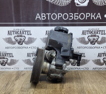 Насос гідропідсилювача керма (ГУР) Mercedes C-class 2.0 16V (W203) 2000-2007 A0024668401