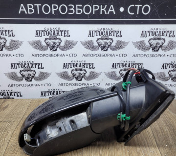 Дзеркало переднє праве volkswagen golf 5 хетч