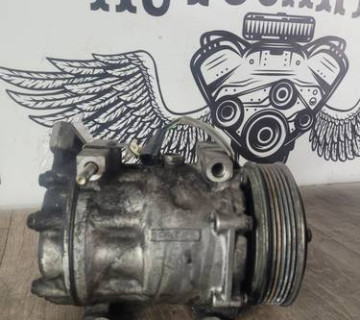 Компрессор кондиціонера на Ford Focus, C-Max, Fiesta 1.6TDCi. 3M5H19D629SB