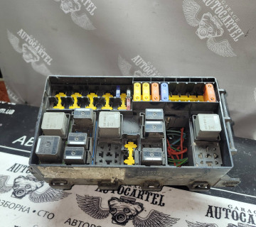 Блок запобіжників Ford Connect 1.8 TDI 2002-2013 98AG14A142AD 518899000