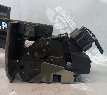 Замок дверки передній правий 6 pin ford mondeo iv 07-15 ford s-max 06-15 am5ar26413ce