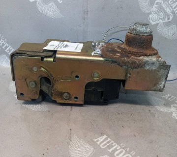 Замок передньої правої дверки YC1AV21812BM ( 8 пін, електро) Ford Transit 2000-2016