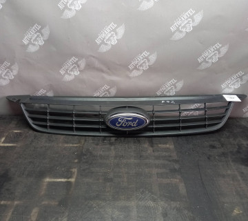 Решітка радіатора 08- 8M518200BF FORD Focus II 04-11 8m518200bf,21483714
