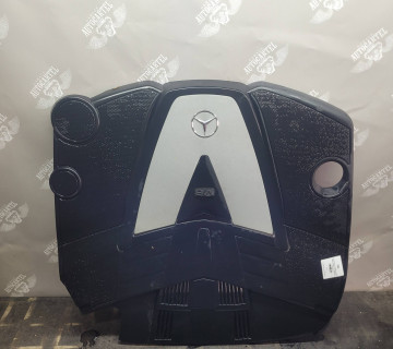 Декоративна кришка двигуна om642 A6420101867 MERCEDES C-class (W204)