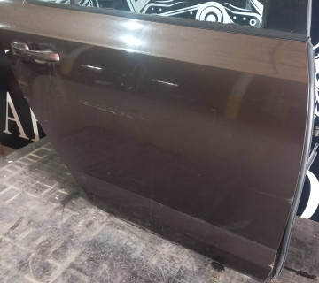 Дверка права задня Skoda Octavia A7, 2013, хетч 21500596