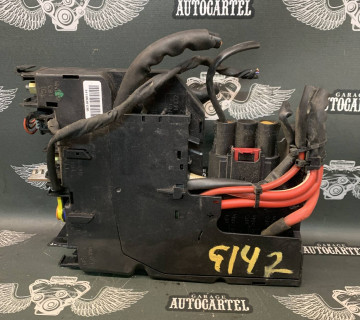 a2075401950 MERCEDES W204 Клема плюсова