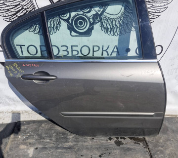 Дверка задня права Renault Laguna 3 2007-2015 хетч ліфт 21695865