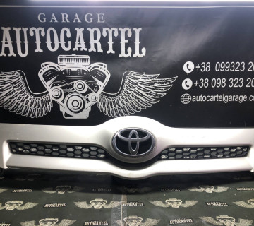 53111-OF020 Решітка радіатора Toyota corola Verso