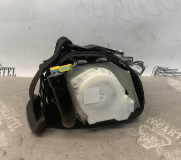 Ремінь безпеки задній лівий Mercedes C-class W205 15-18 чорний A20586059019