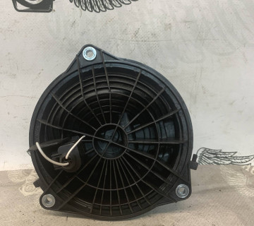 РУЧКА ЕМБЛЕМУ КРИШКИ БАГАЖНИКА VW PASSAT B7 CC GOLF 6r0827469c