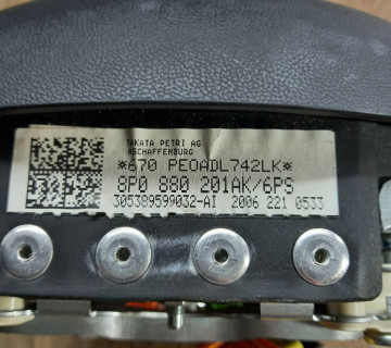 Подушка безопасности руль Airbag Audi A3 (8P) 2003-2012 8p0880201ak