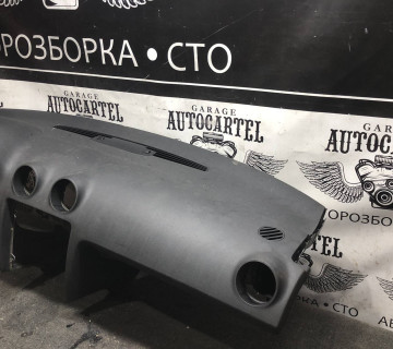 8p1857033 центральна консоль торпедо Audi a3 8p