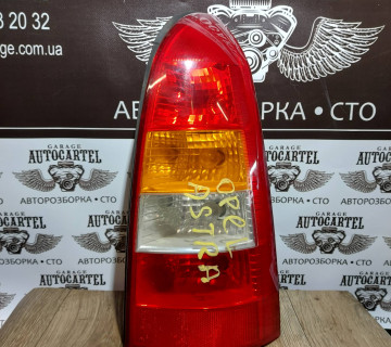 Ліхтар правий Opel Astra G універсал SWF 393032