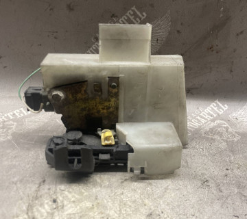 Замок двері передньої лівої Renault Scenic 21106637