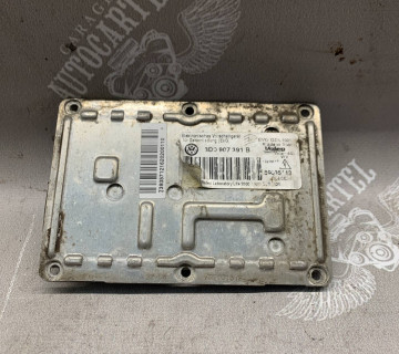 Блок розпалу ксенону Volkswagen Passat B6 Touareg AUDI A4 B6 3d0907391b