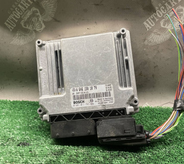 Блок керування двигуном ЕБУ Mercedes W203 2.2 cdi a6461501079