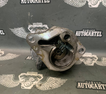 Вакуумний насос Renault Trafic Kangoo Laguna Opel Vivaro Nissan Primastar 1.9dCi 8200072985