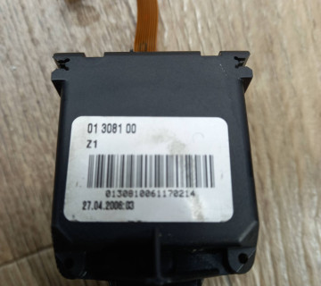 Підрульовий перемикач круїз контролю BMW E60 6924104. 01308100