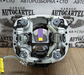 Подушка безпеки в руль (airbag) VW Golf V 2003-2009 | 1K0880201N1BZ