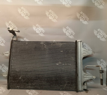 Радіатор кондиціонера Skoda Fabia, Roomster, VW Polo 6q0820411k