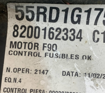 8200162334 Блок заобіжників Renault Laguna 2 2000-2007 рік 1.9 DCI