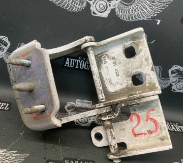 300356701a Петля дверей Кришки багажника права Citroen C4 Picasso 2004—2018