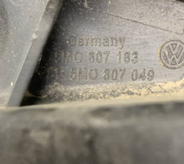 кріплення бампера лівий перід vw golf plus 5m0807183