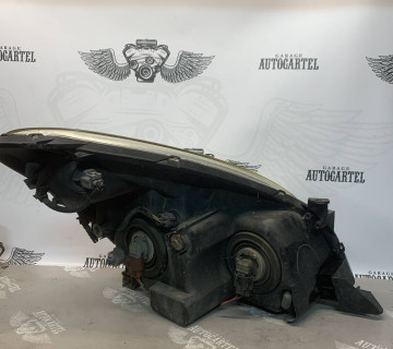 Фара ліва Toyota Corolla Verso 2004-2009 під полірування 21688164