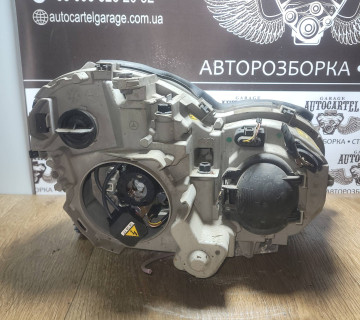 a2038203761 Фара передня ліва Mercedes w203 c class ксенон