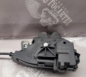 Замок крышки багажника Mercedes C207, W204, W212 A2047500185
