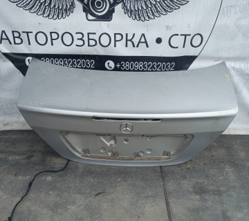 Кришка багажника Mercedes c203 sedan, 21756924