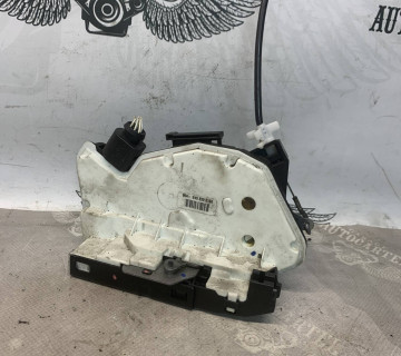 Замок дверей задній правий VW PASSAT CC Skoda Fabia 5n0839016a