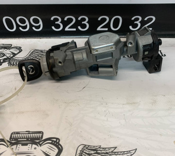 Замок запалювання з ключем, контактна група Ford Mazda 3, 5, 3M513F880AB, 3M51-3F880-AB